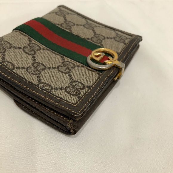Gucci Brown GG Supreme Bifold Wallet Sku#84143 (gently used, corners tearing) - Picture 5 of 15